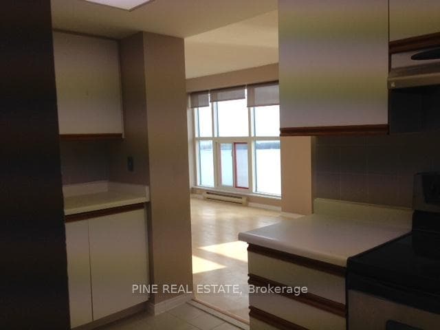 77 Harbour Square Unit 3207 photo 20