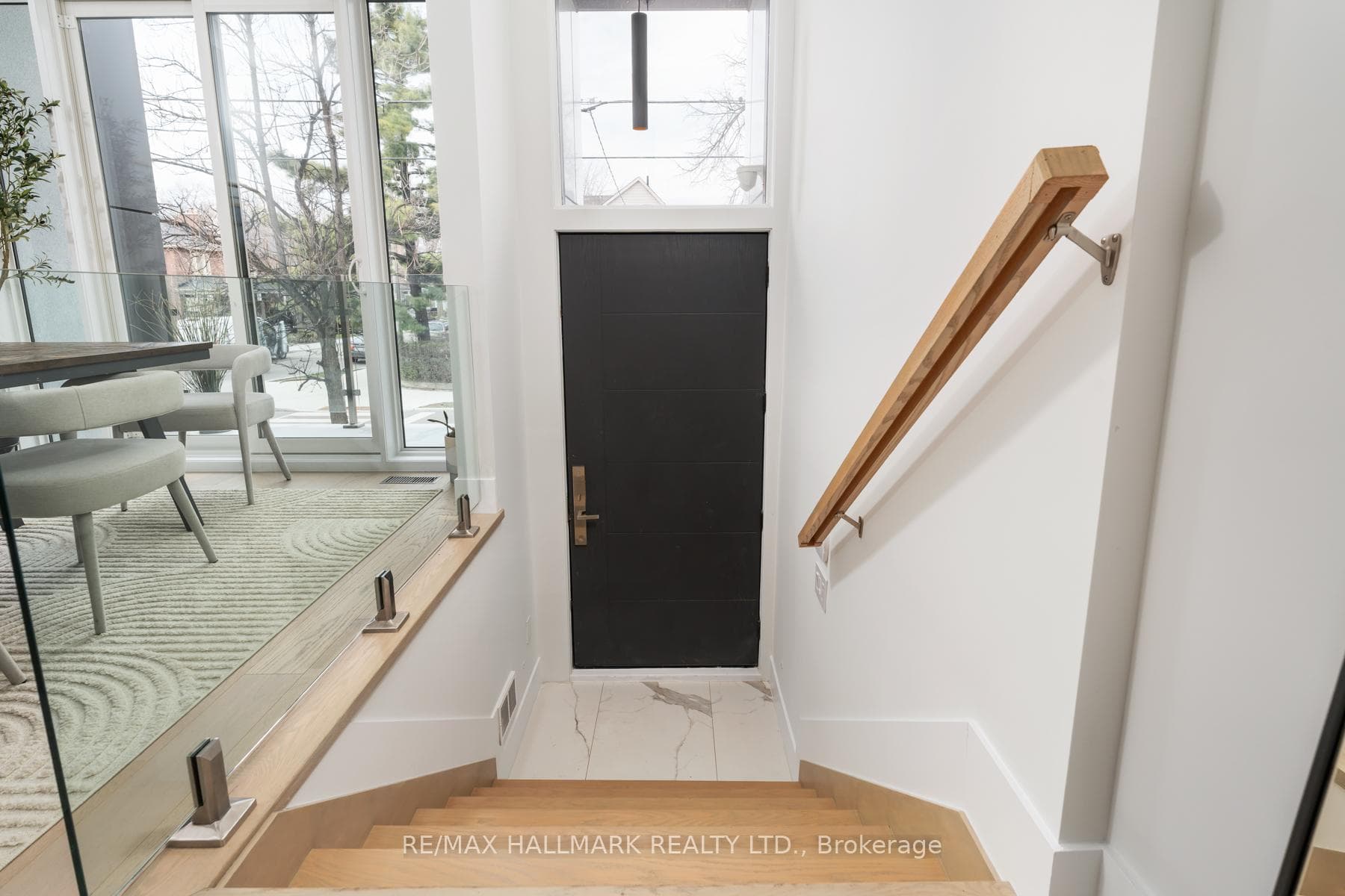 167 Sammon Avenue photo 5