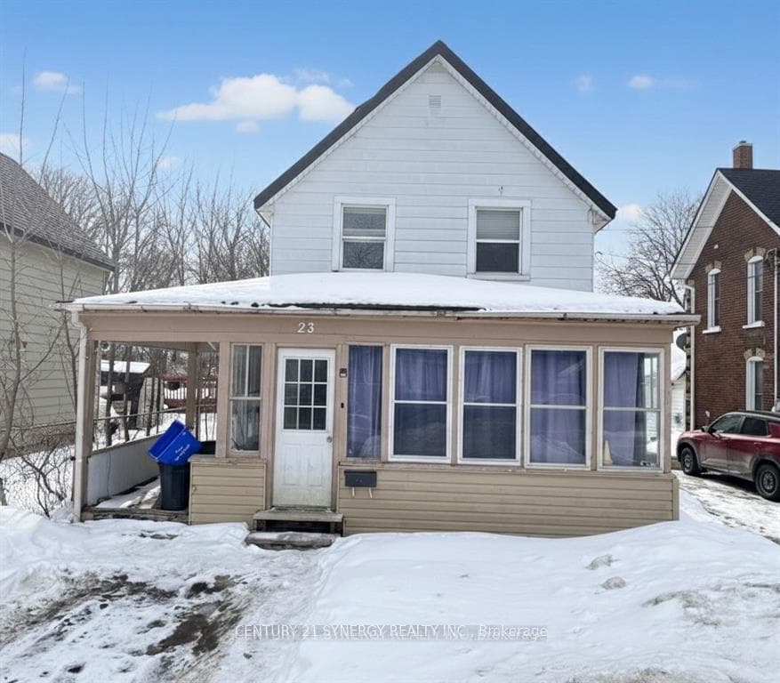 23 Strathcona Street photo 1