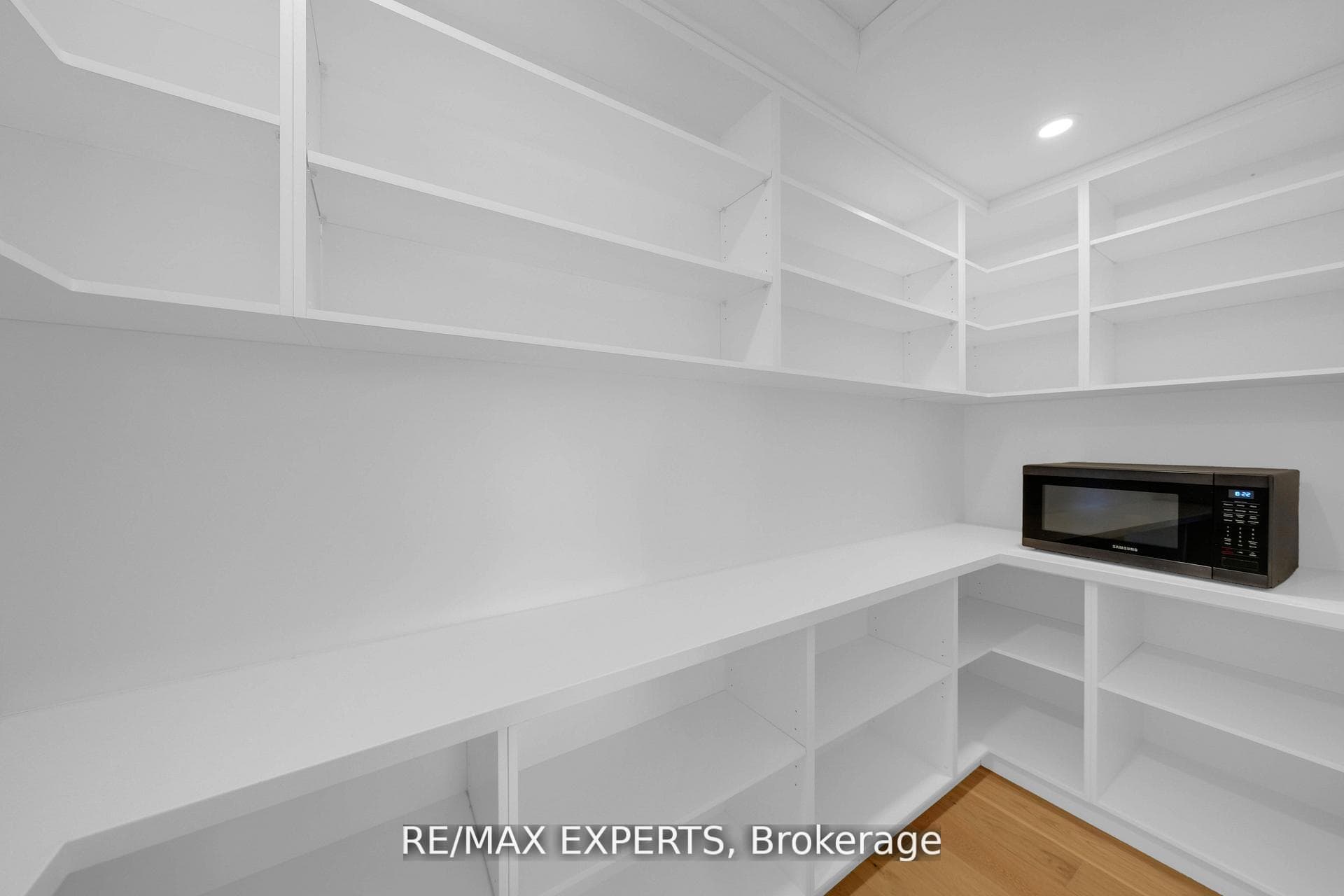 253 Spencer Avenue photo 18