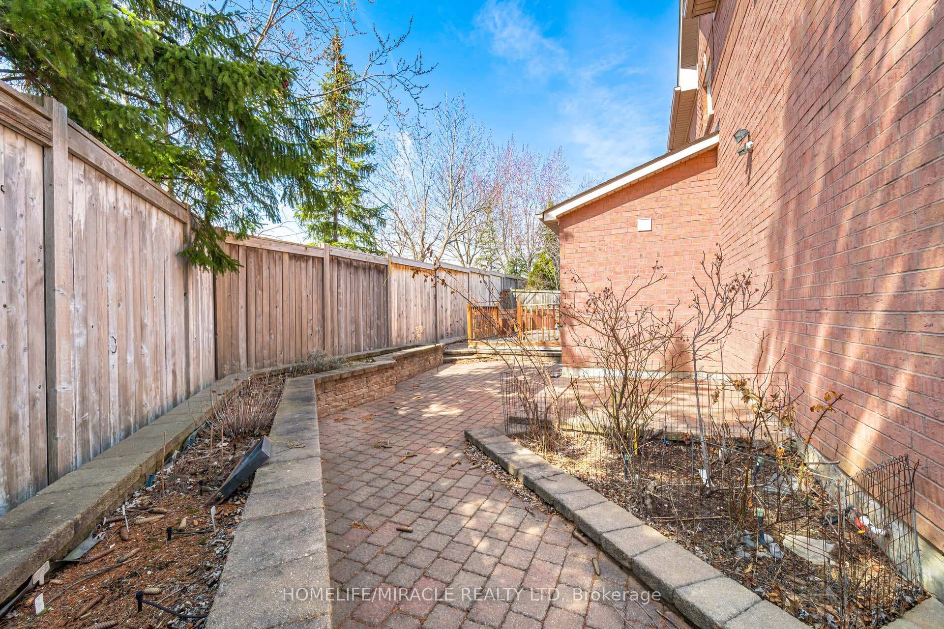 7064 Walworth Court photo 44