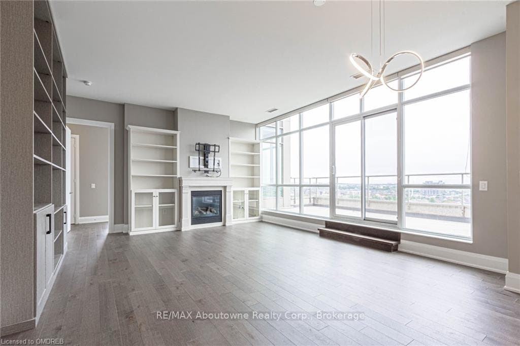 2470 PRINCE MICHAEL Drive Unit PH03 photo 13