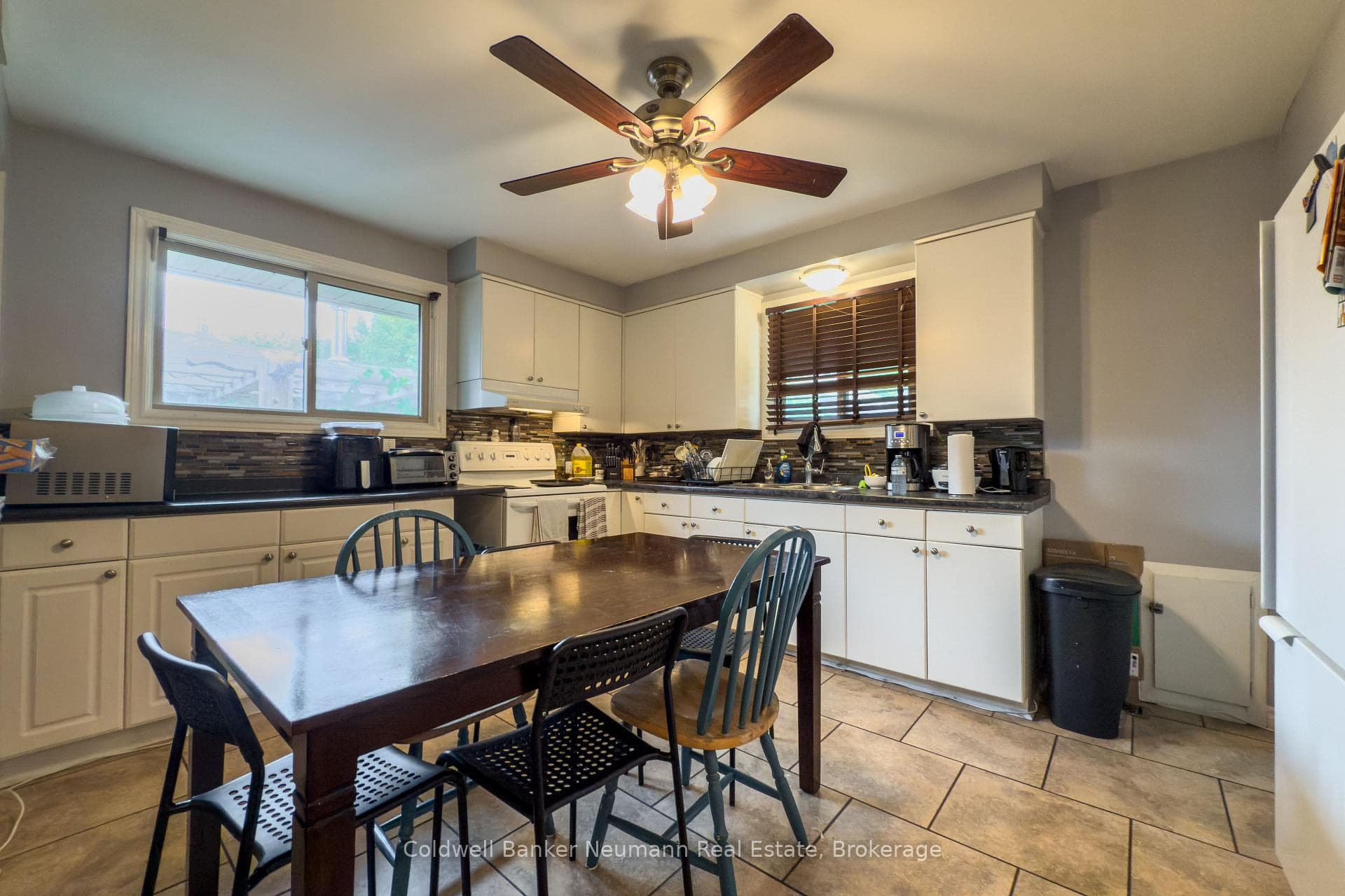 27 Julia Drive Unit Upper photo 2