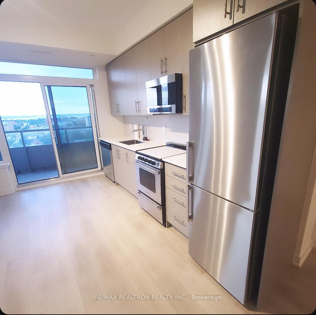 212 King William Street Unit 1317 photo 18