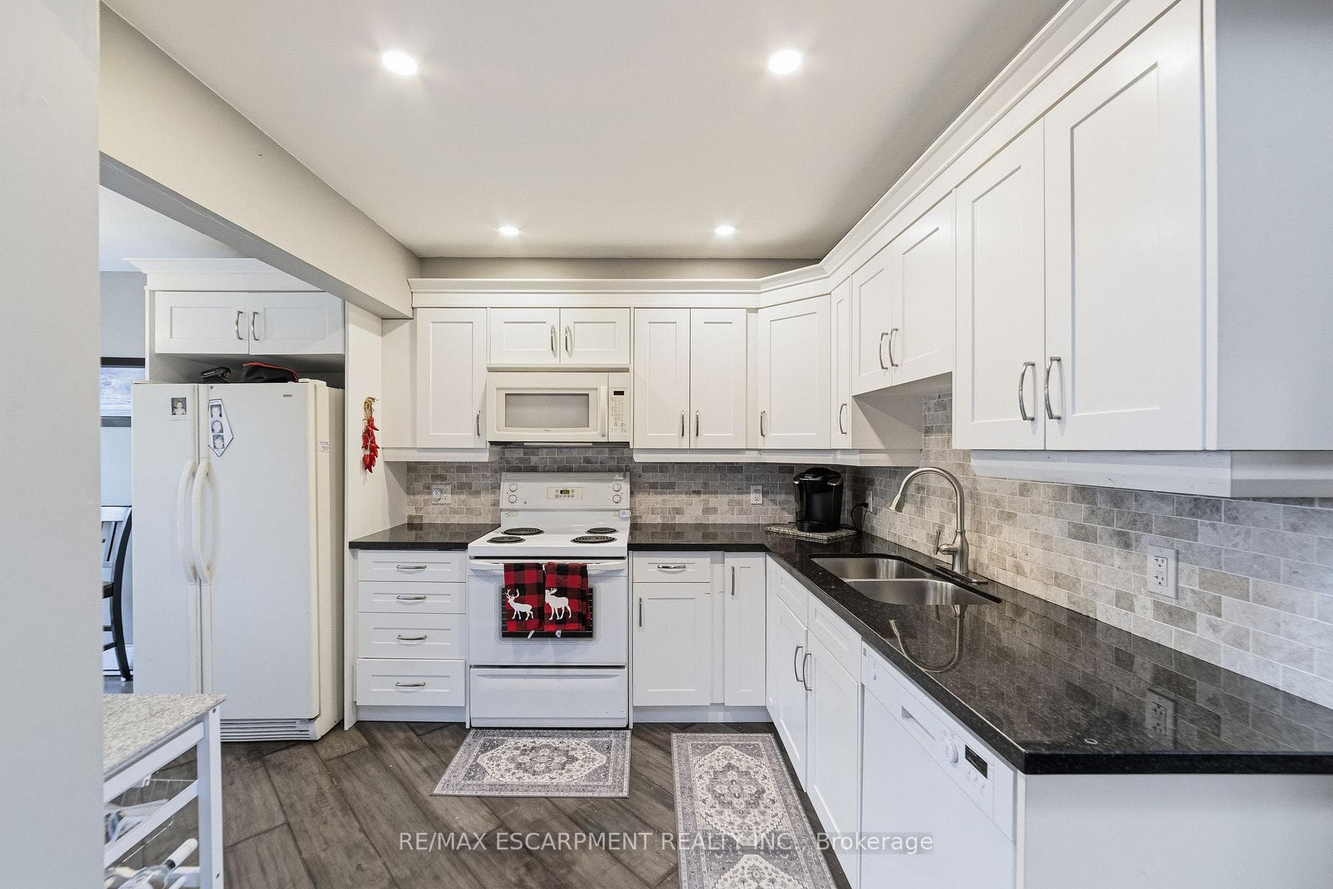 18 Westmoreland Lane photo 11