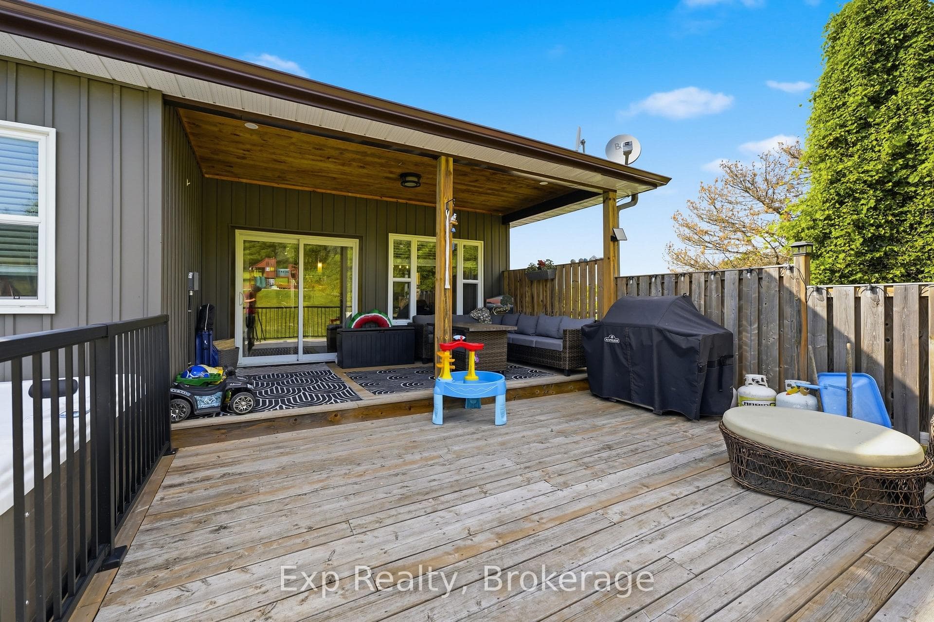 818 Palace Road photo 37