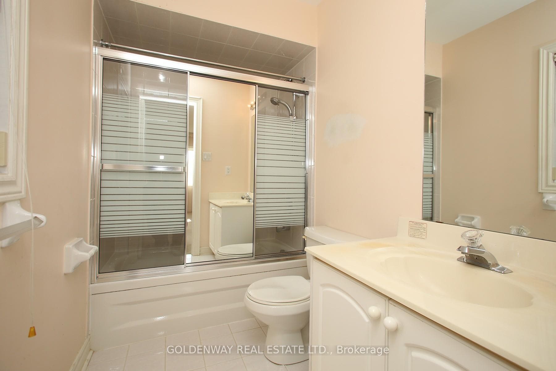 Ensuite Bath