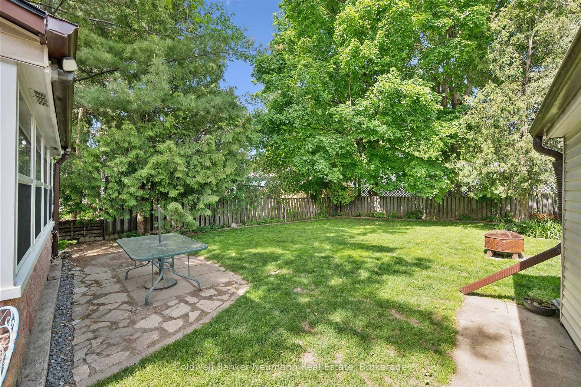 153 Winston Boulevard photo 31