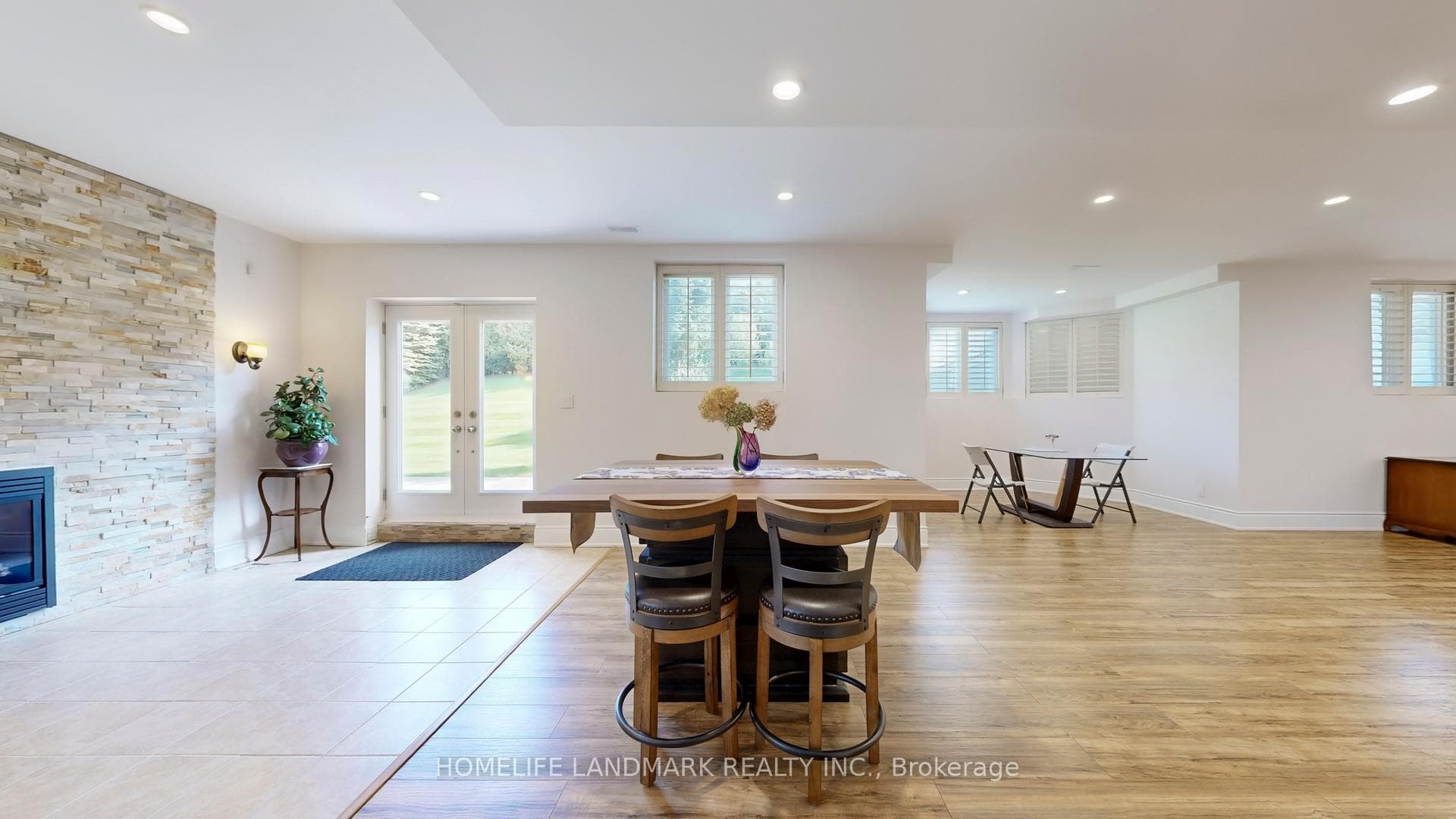 90 Offord Crescent photo 36
