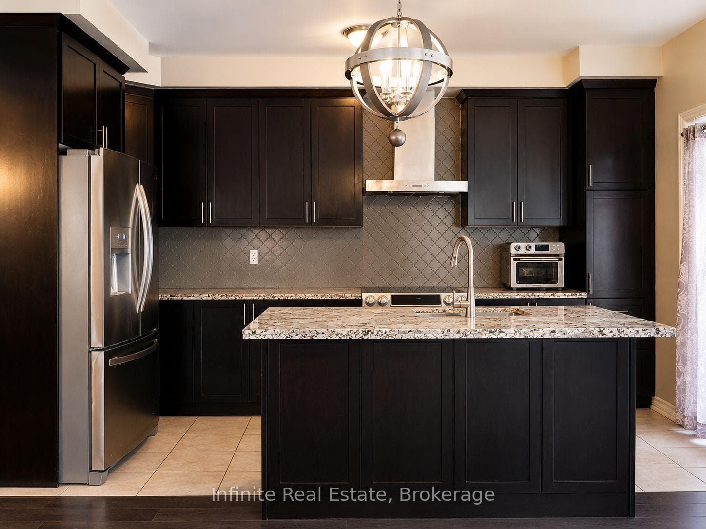39 Lola Crescent photo 18