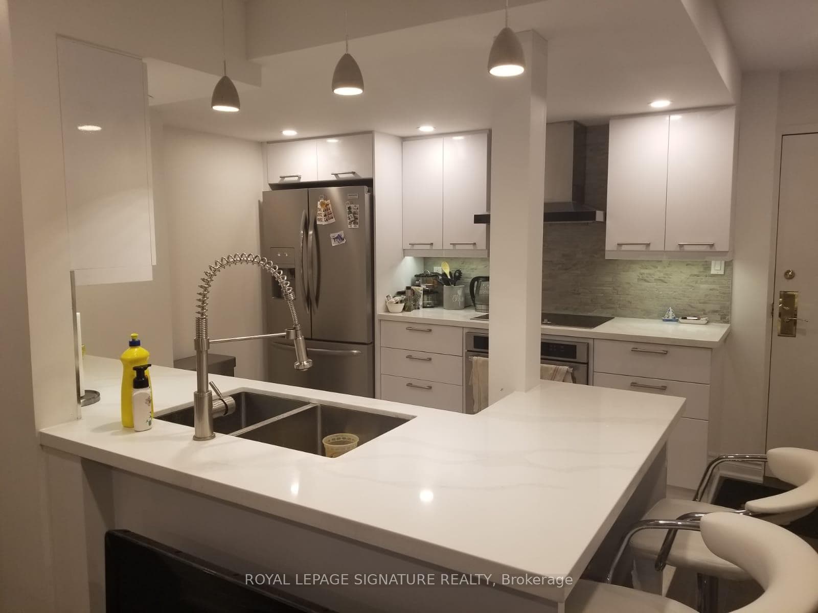 25 Grenville Street Unit 2008 photo 4