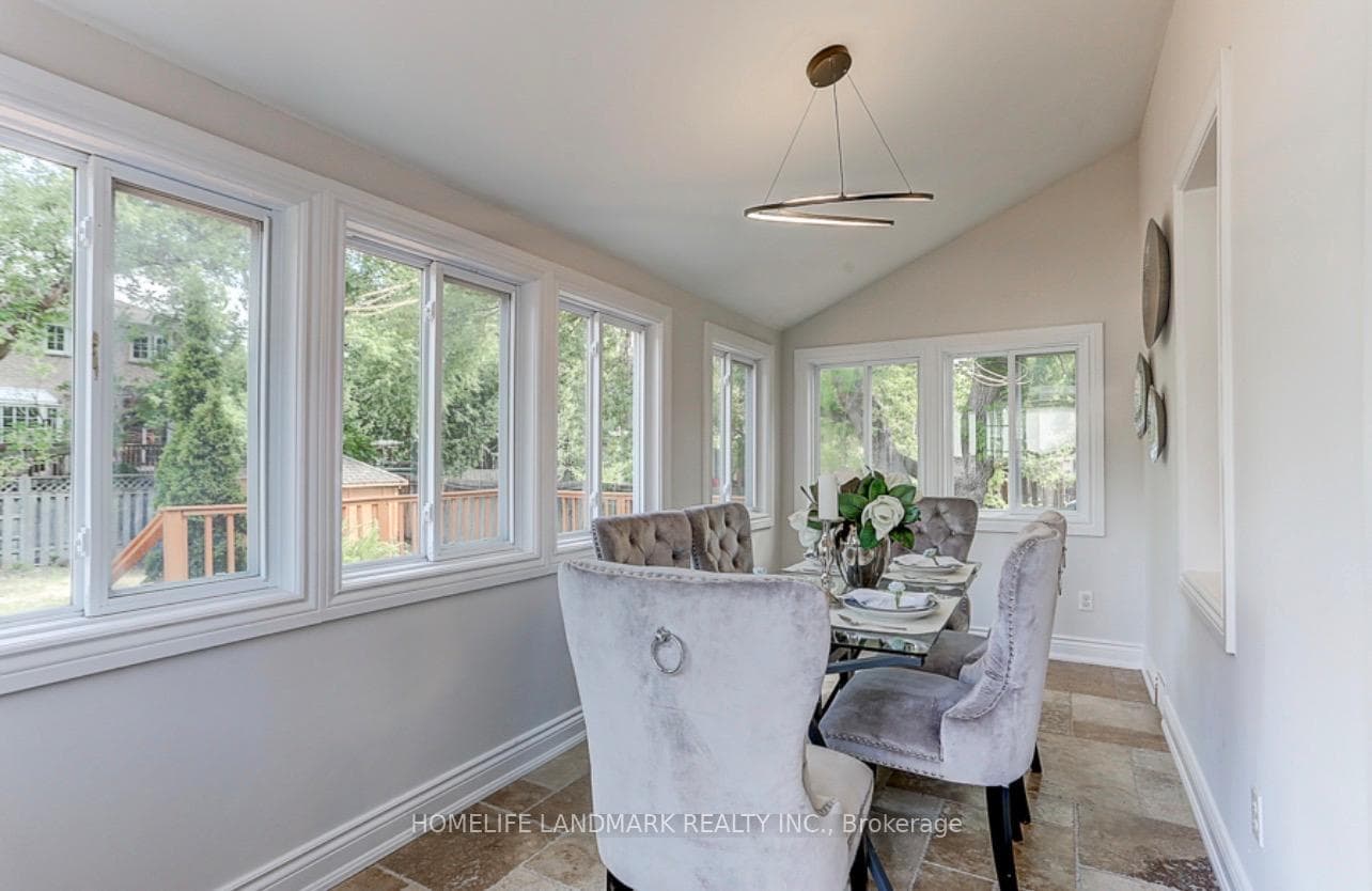 115 Crosby Avenue photo 32