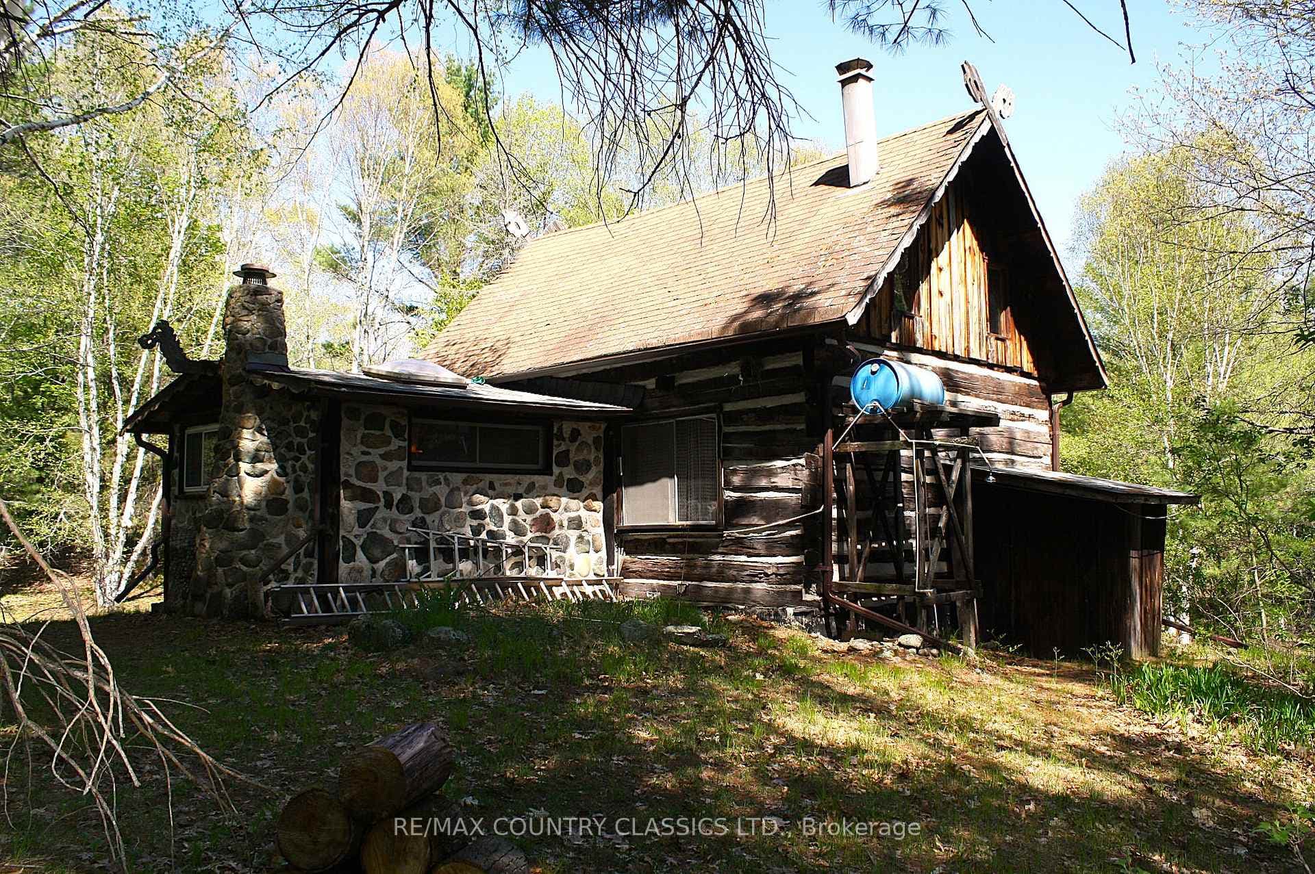 1060 Little Ireland Road photo 6