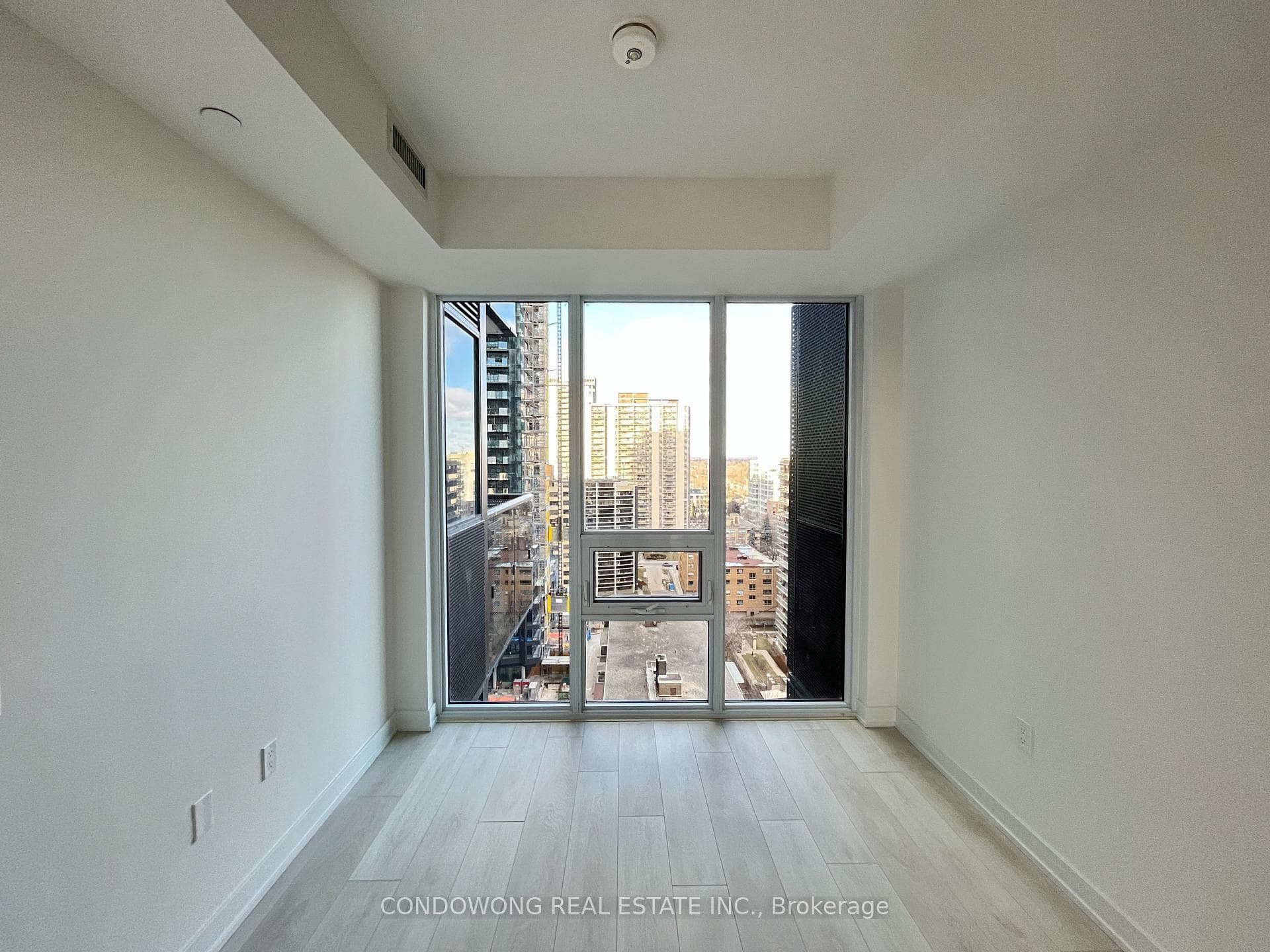117 Broadway Avenue Unit 1408 photo 7