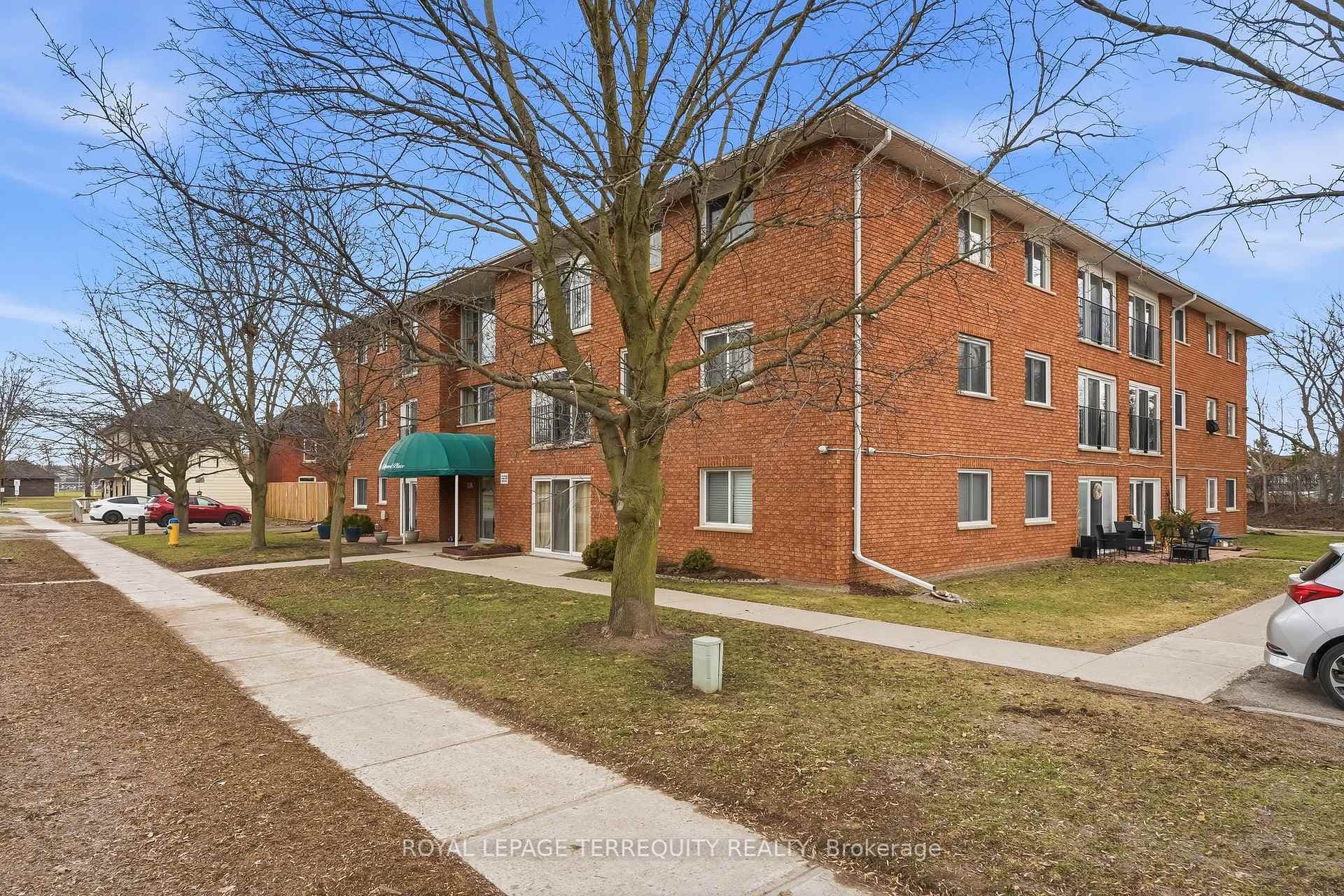 136 Ware Street Unit 307 photo 2