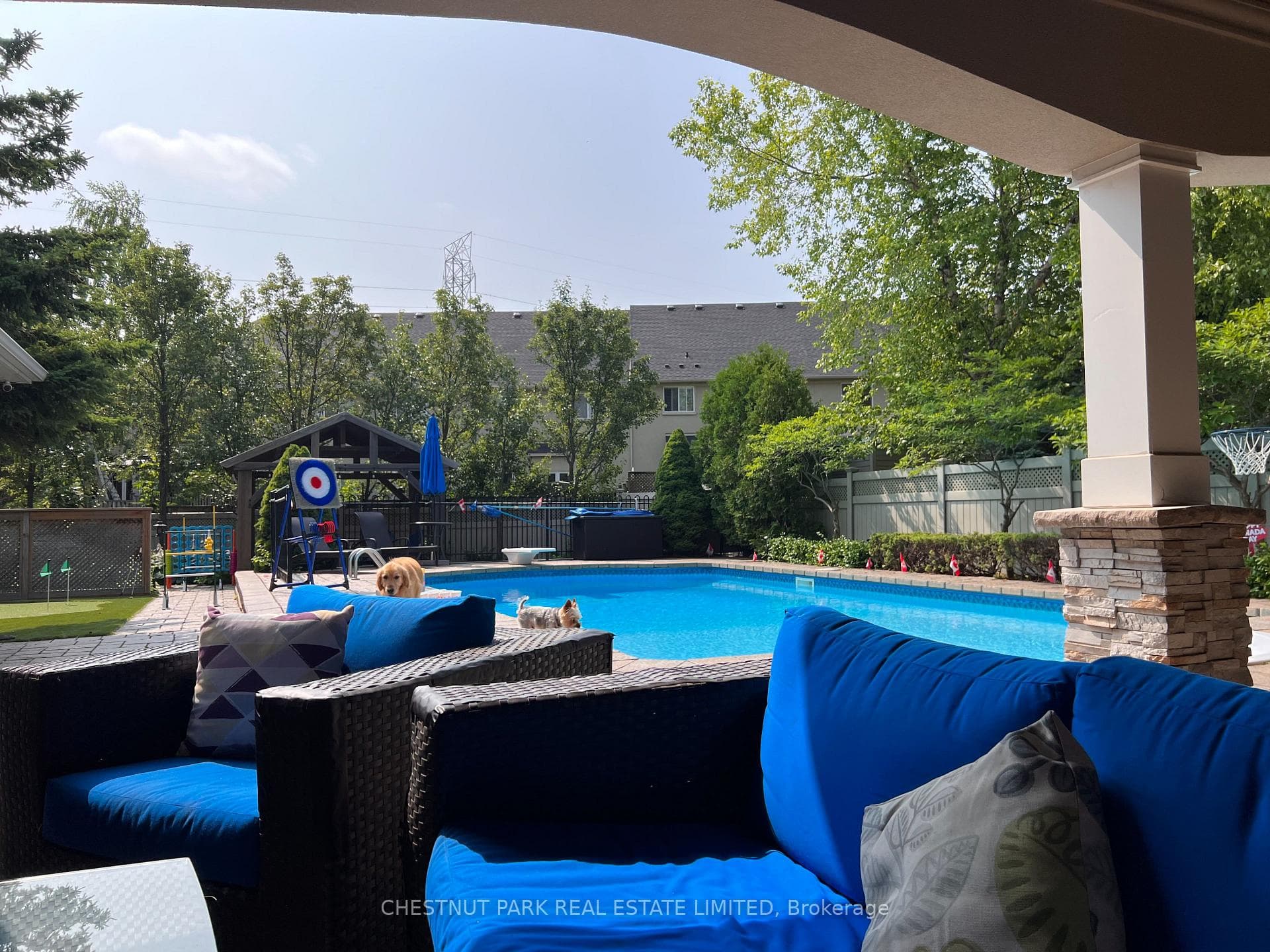 48 Playfair Court photo 32
