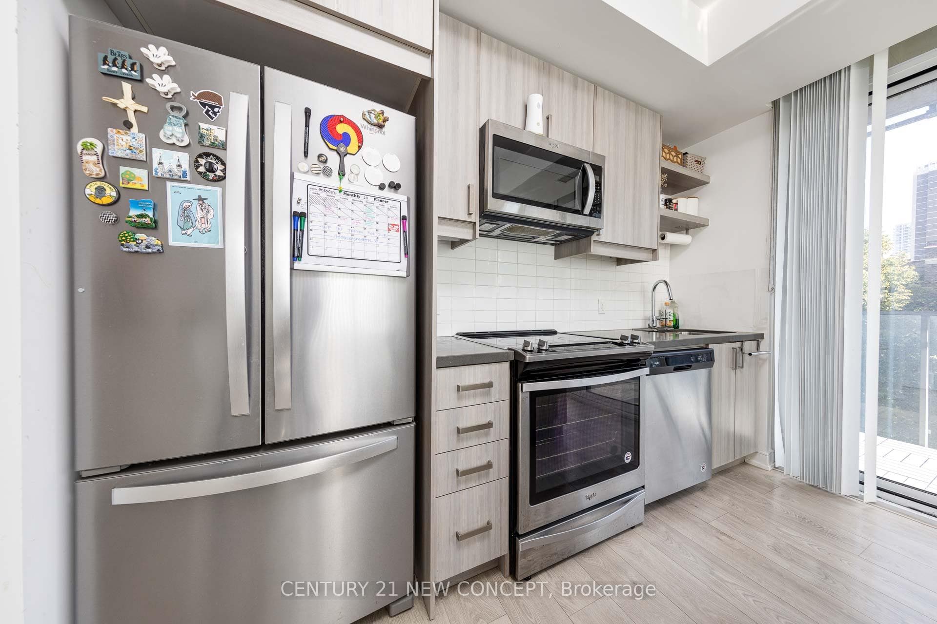 50 wellesley Street Unit 508 photo 23