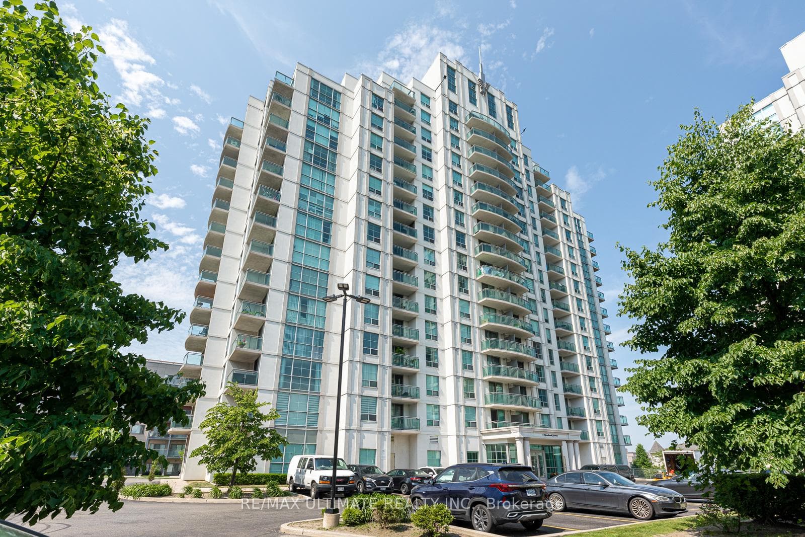 6 Rosebank Drive Unit 2L photo 1