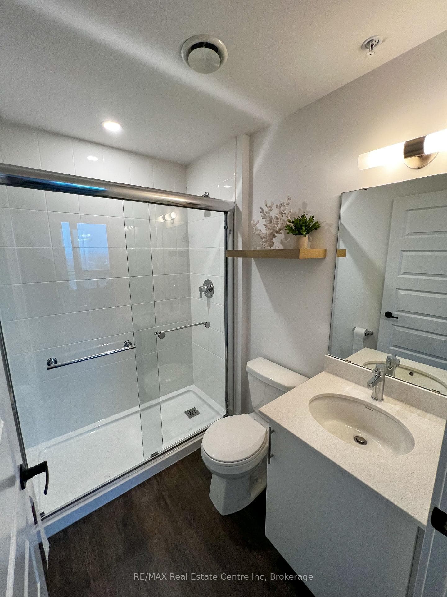 26 Lowes Road Unit 602 photo 16