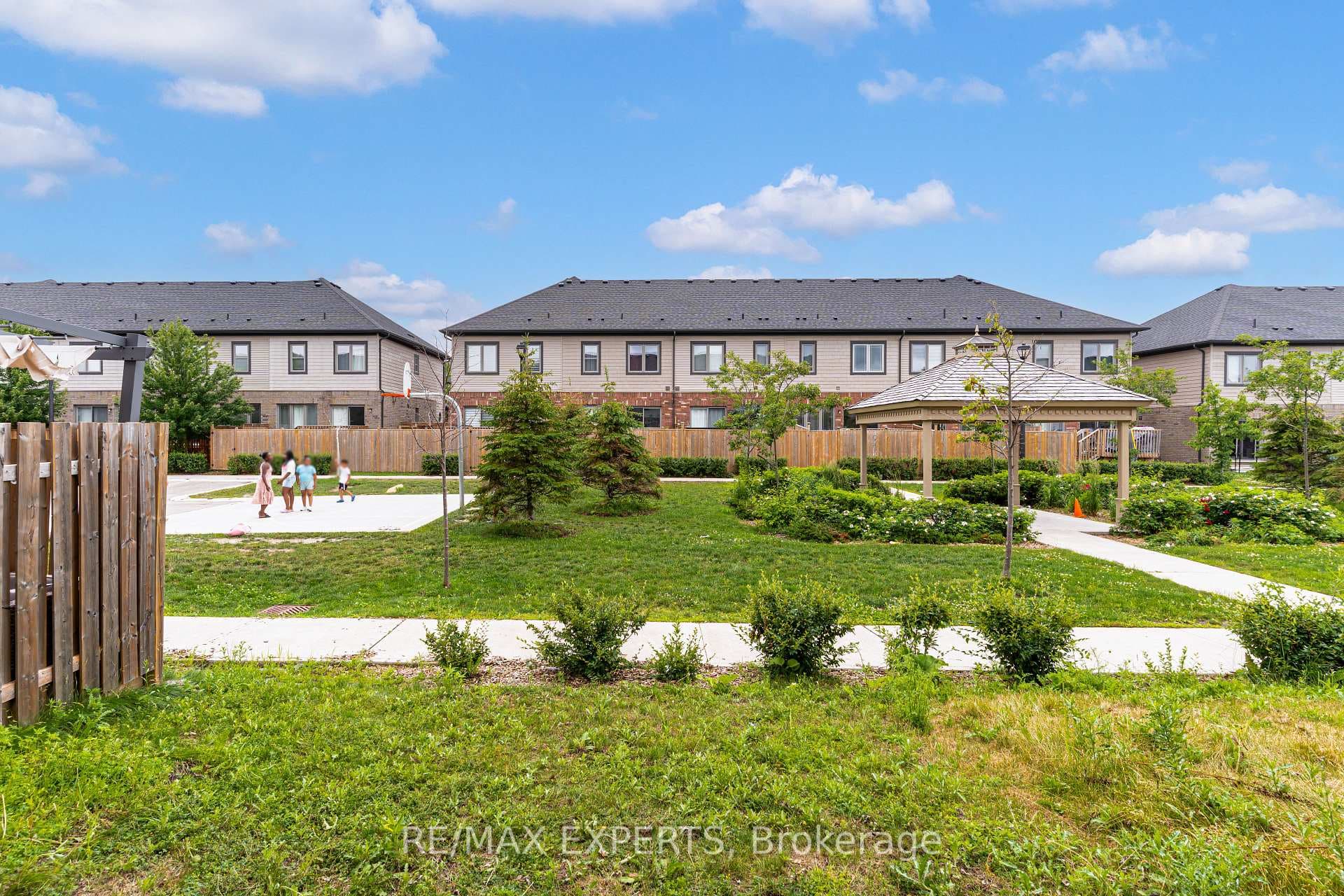 21 Cygnus Crescent photo 25