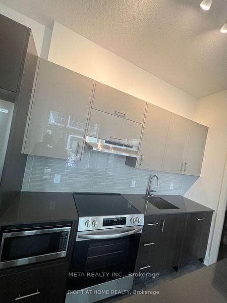 188 Fairview Mall Drive Unit 103 photo 13
