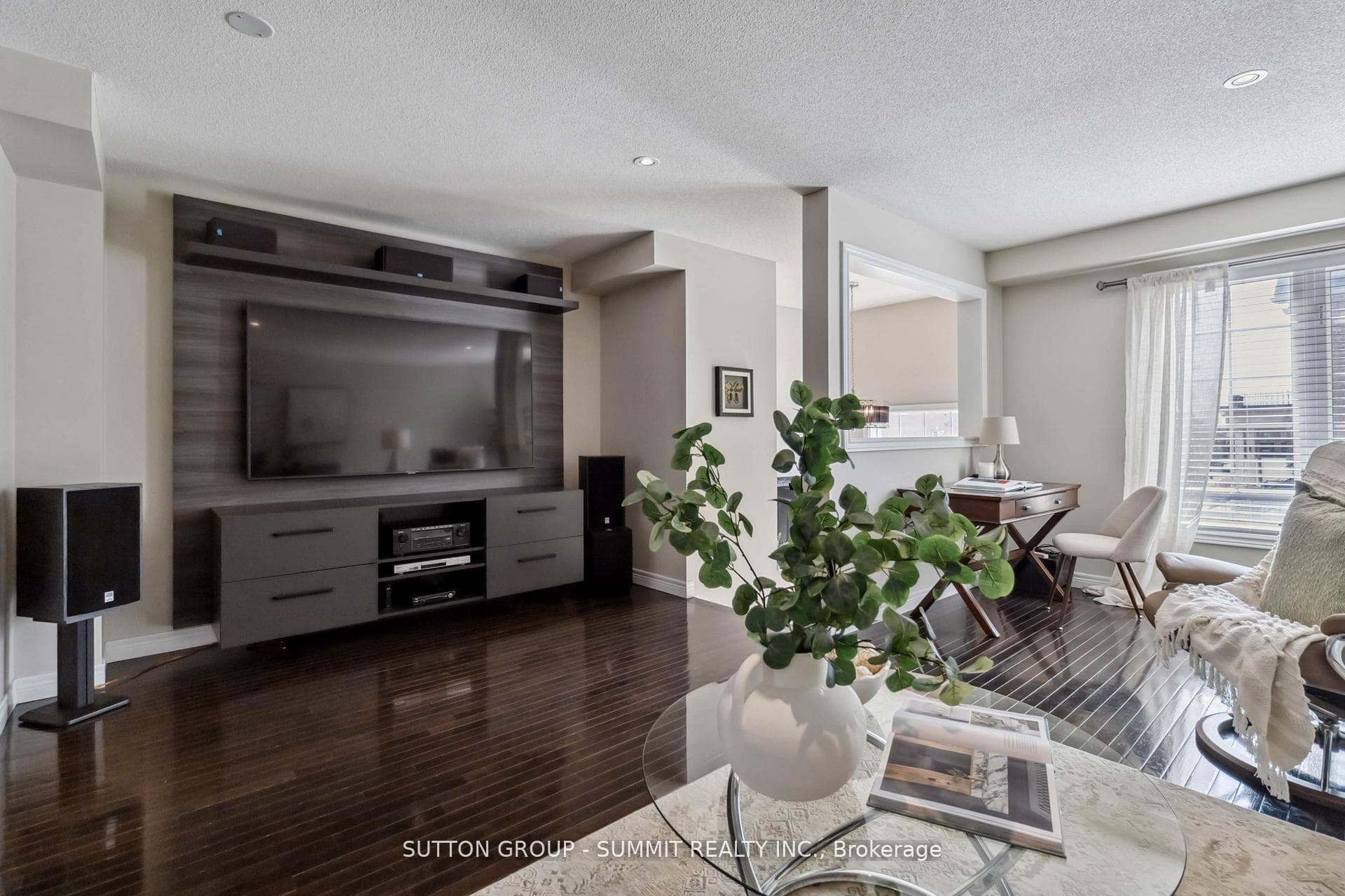 2280 BARONWOOD Drive Unit 38 photo 8