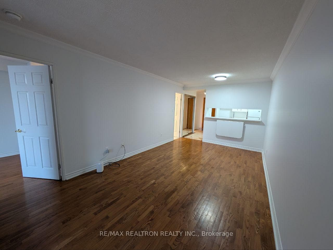 44 St Joseph Street Unit 815 photo 2
