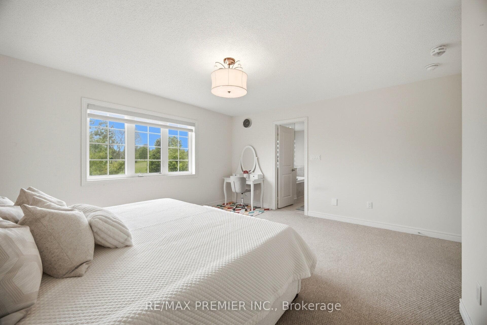 100 Inverness Way photo 21