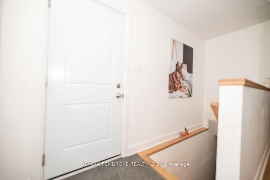 32 TERRANCE Drive photo 23