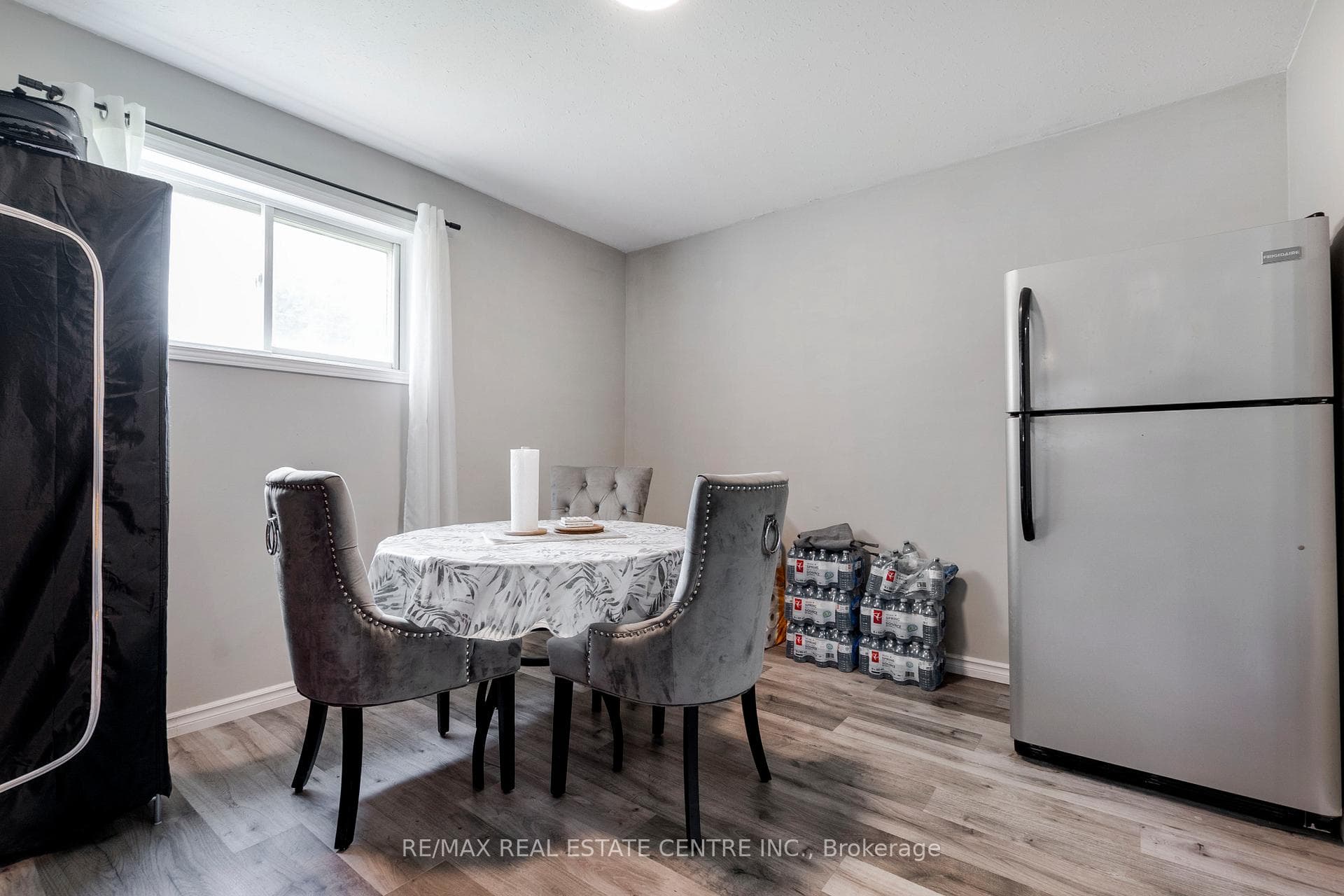 1 Trillium Way photo 23
