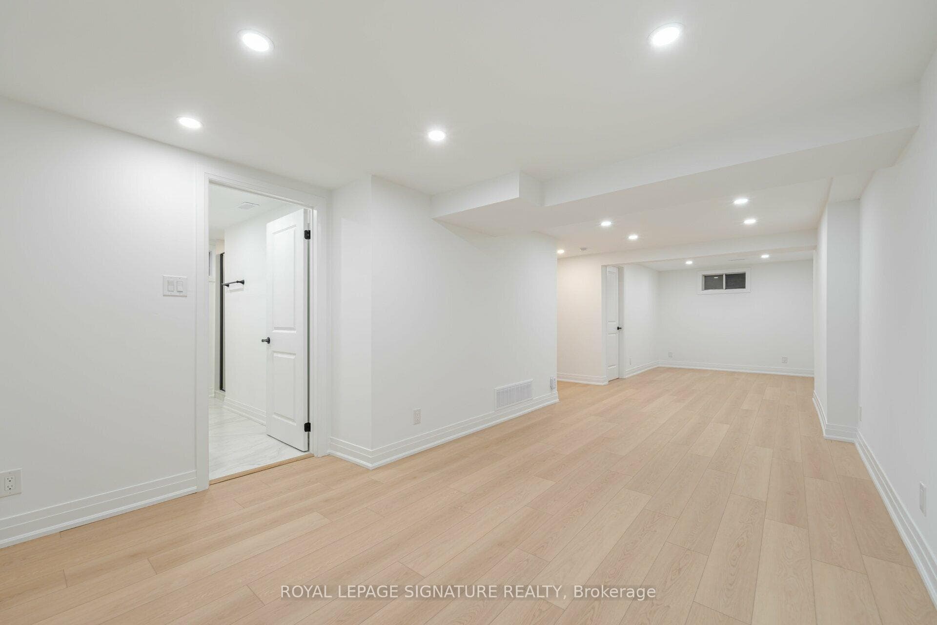 2222 Manchester Drive photo 28