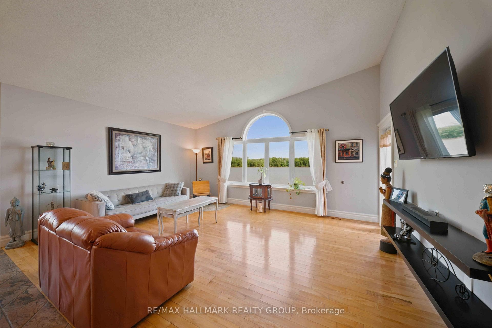 3020 BAY Road photo 12