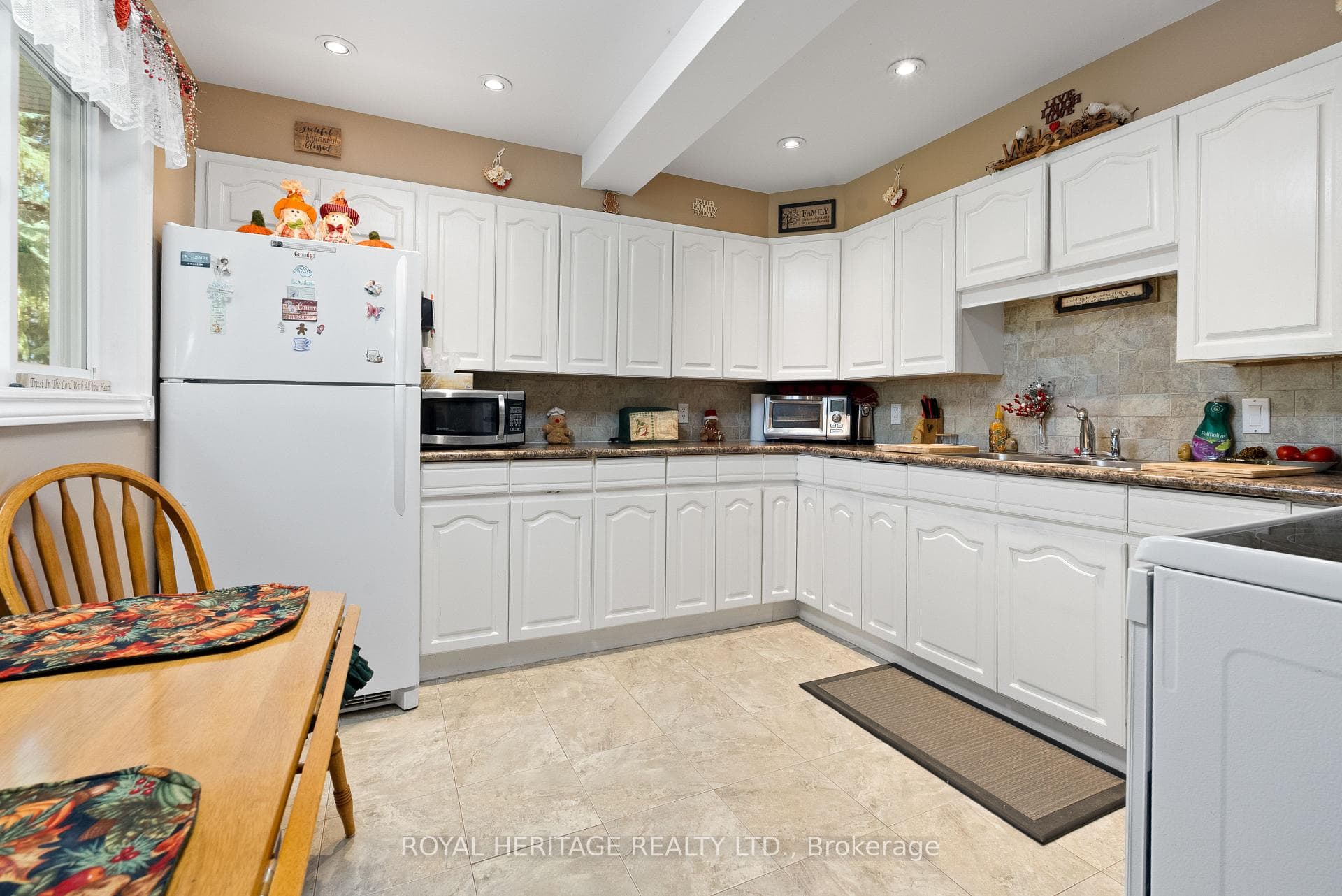 26 Robinson Avenue photo 5