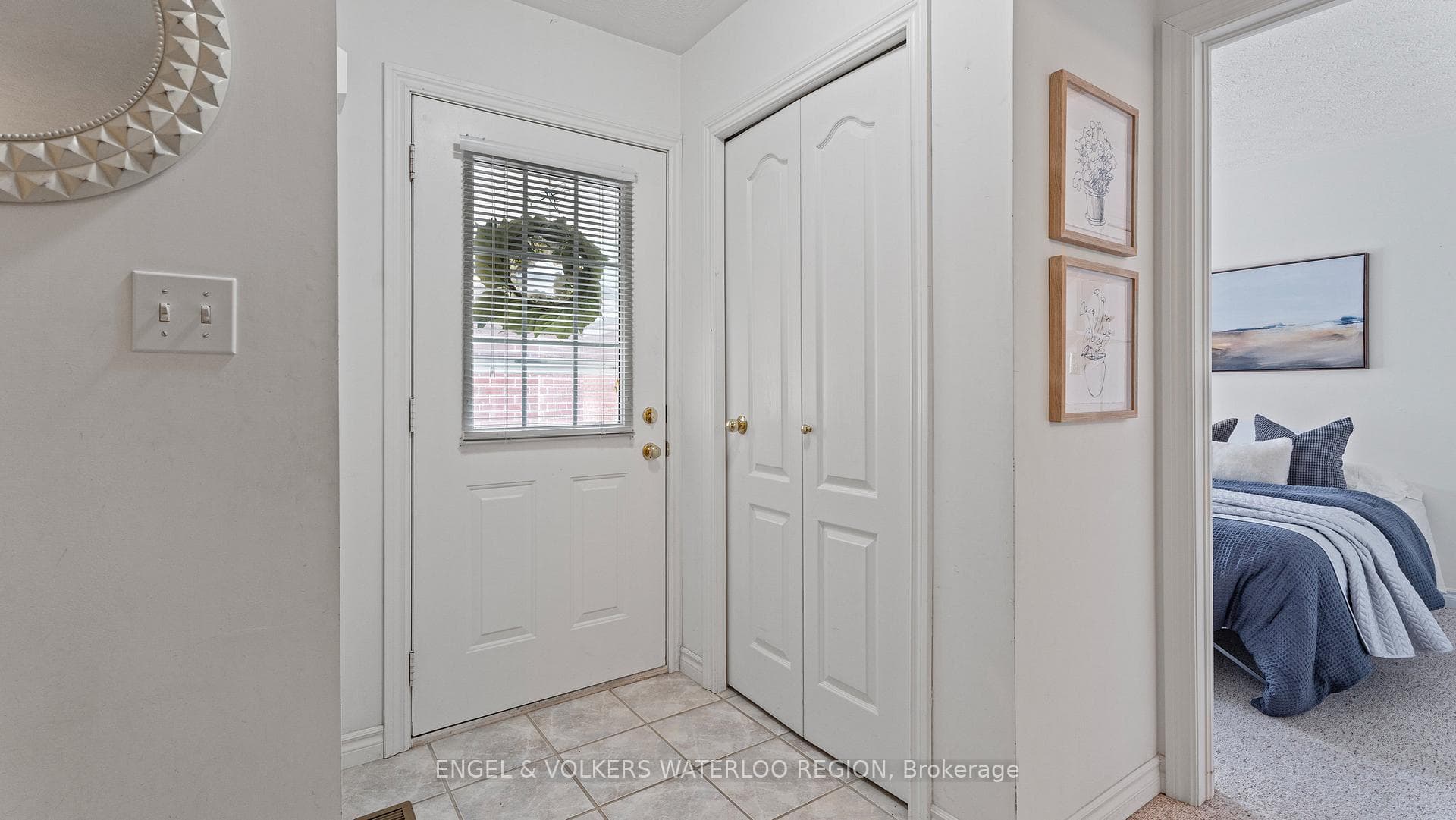 10 Isherwood Avenue Unit 19 photo 9