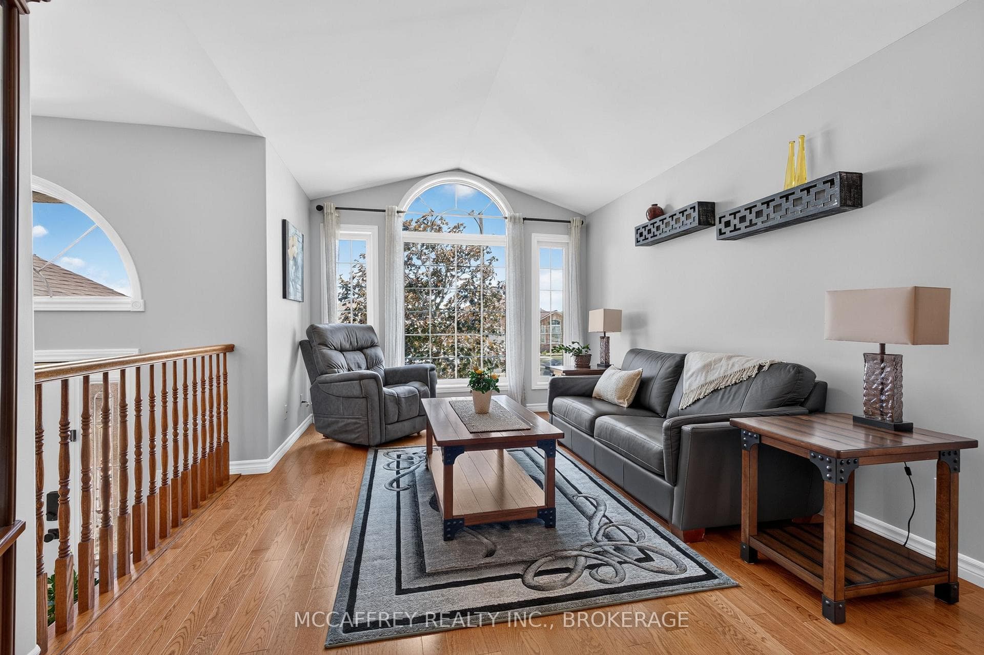9 Hartwood Crescent photo 9