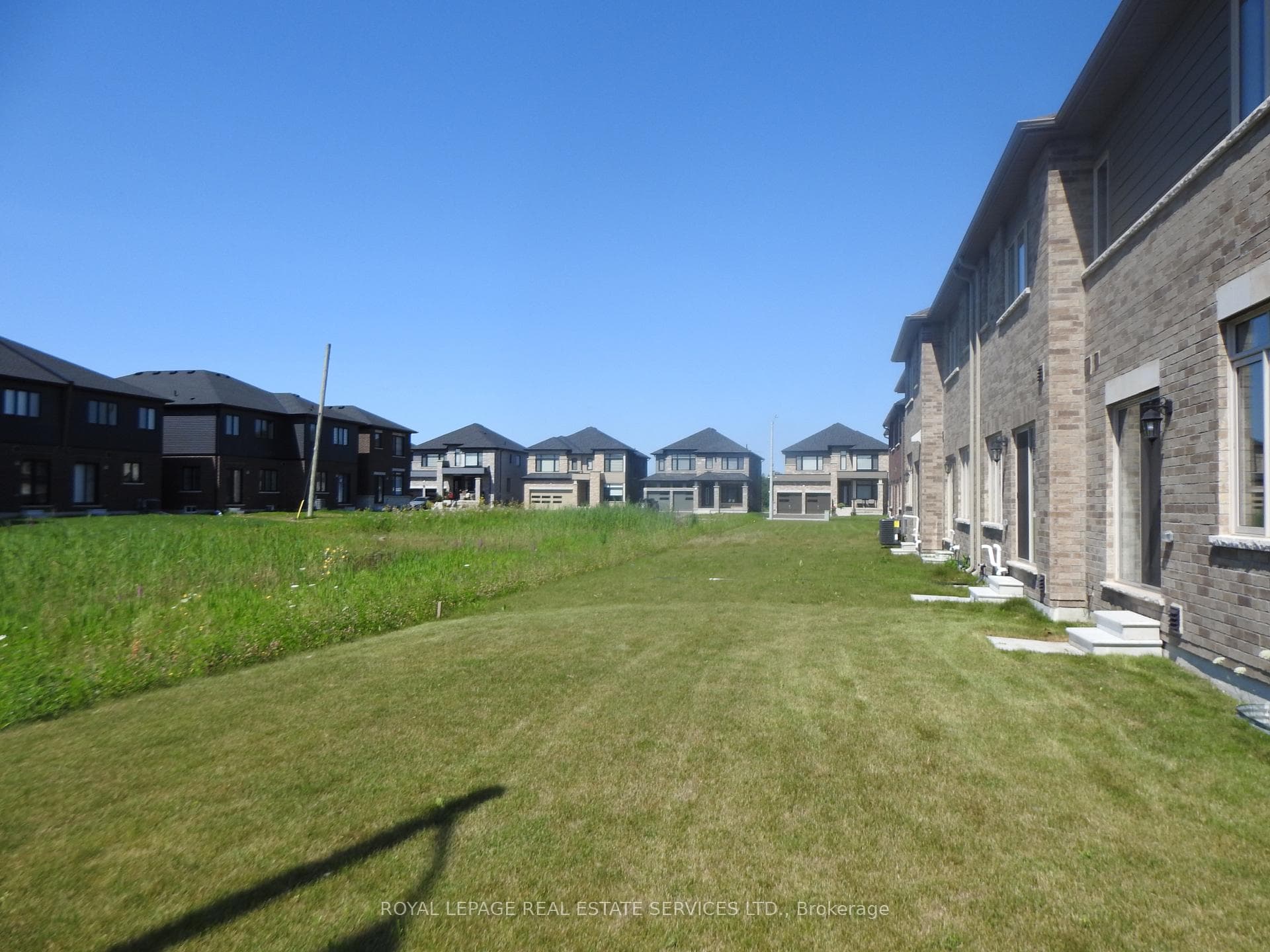 19 Admiral Road photo 8