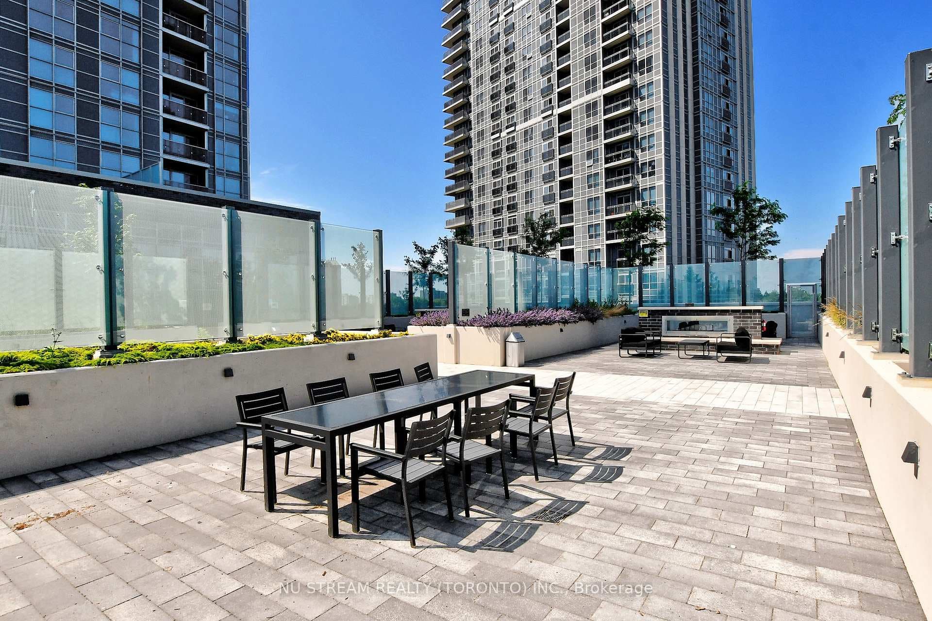 Rooftop BBQ Area