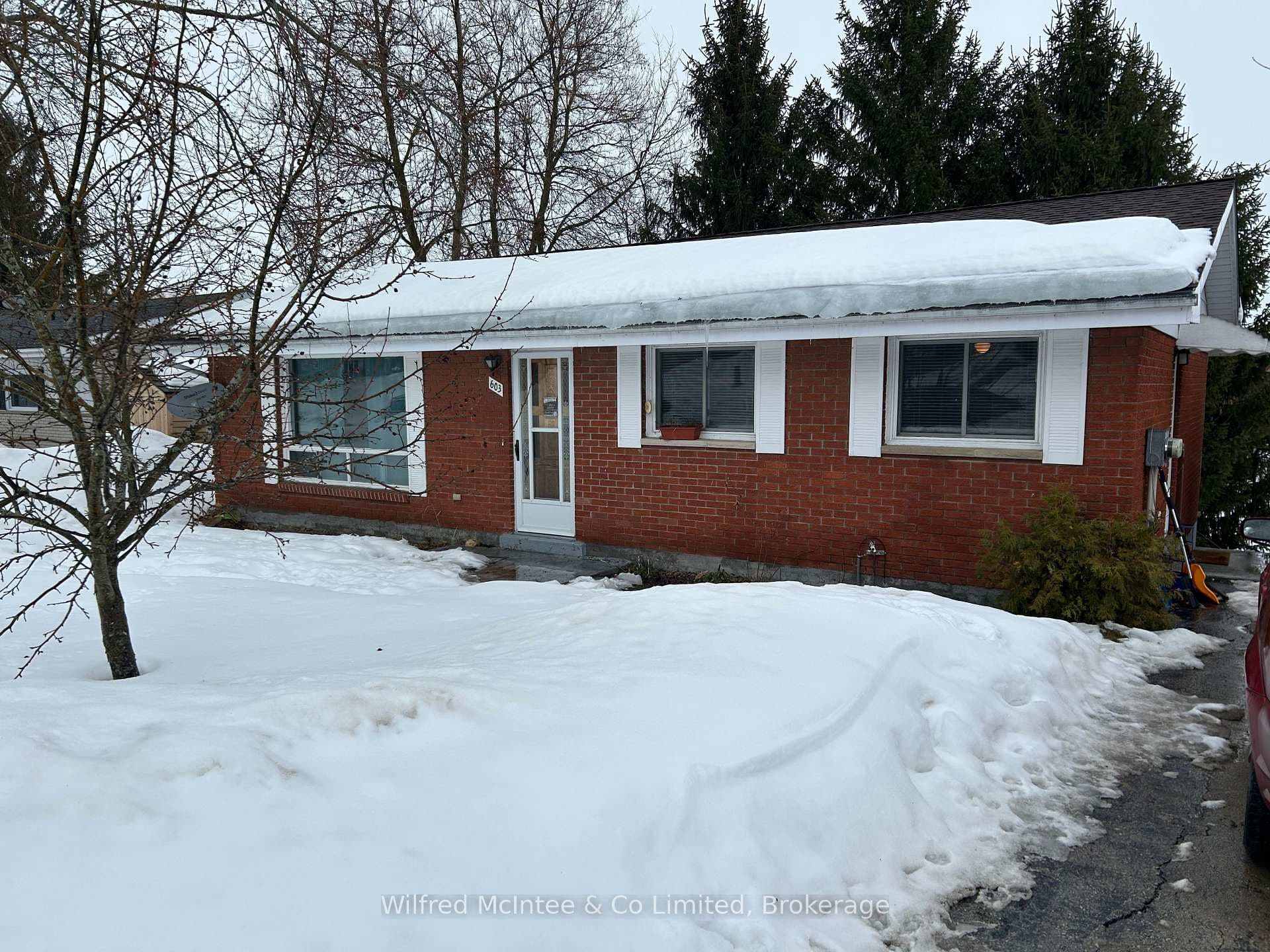 603 Alma Street photo 1