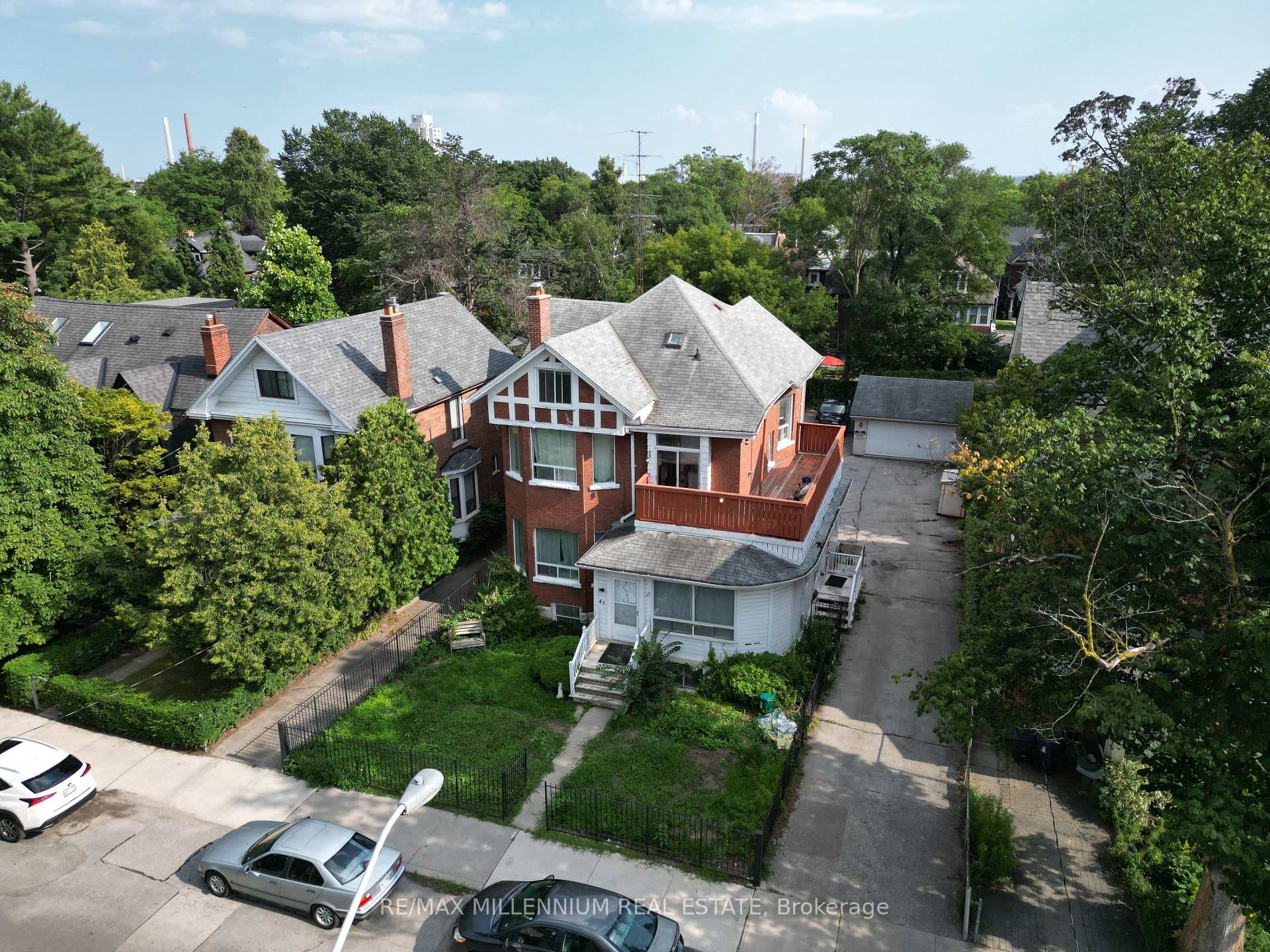 43 Riverdale Avenue photo 4
