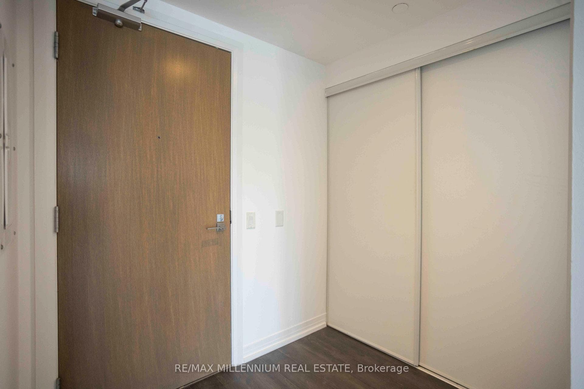 251 Jarvis Street Unit 2208 photo 21