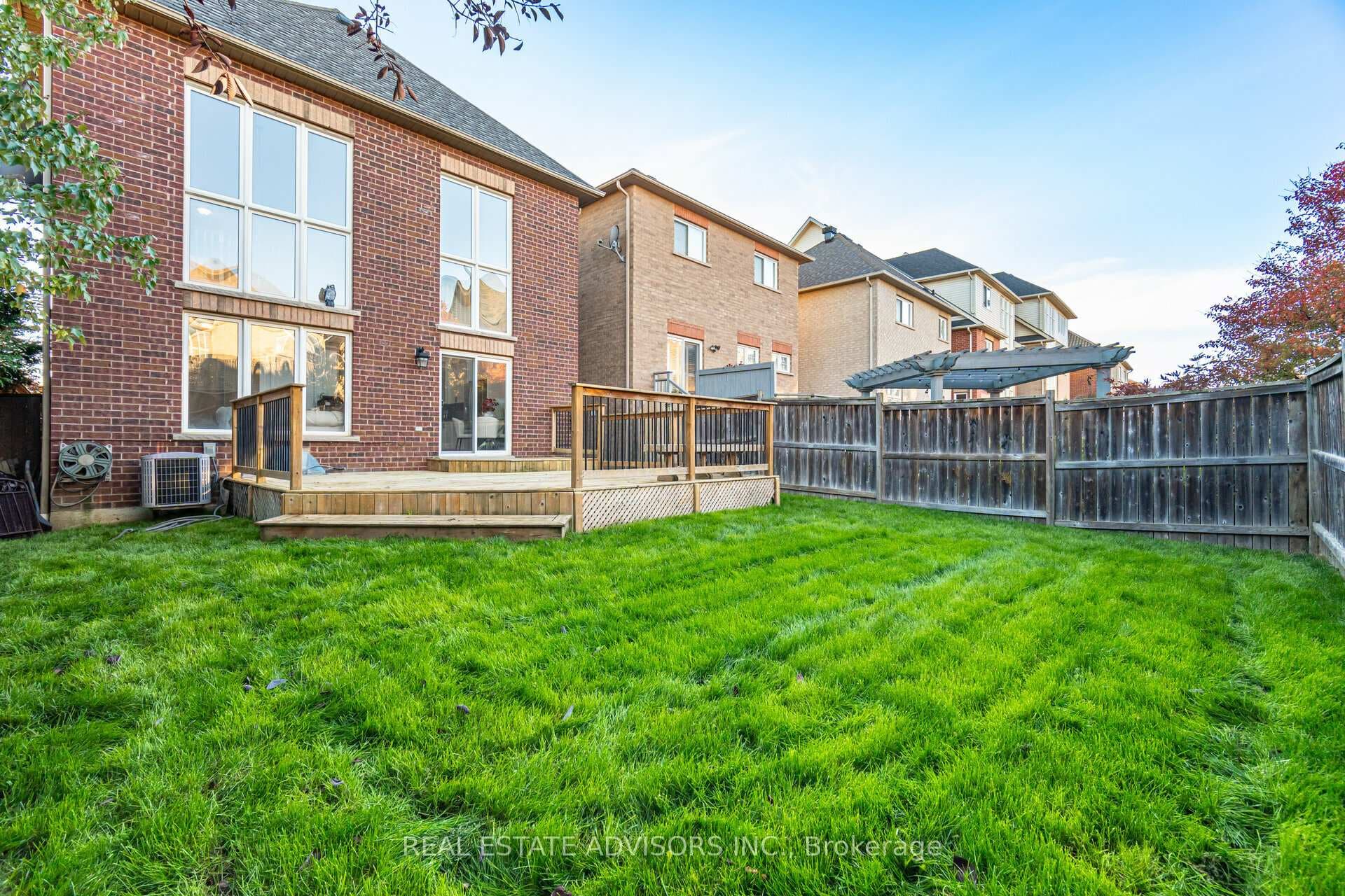 5109 CELEBRATION Drive photo 32