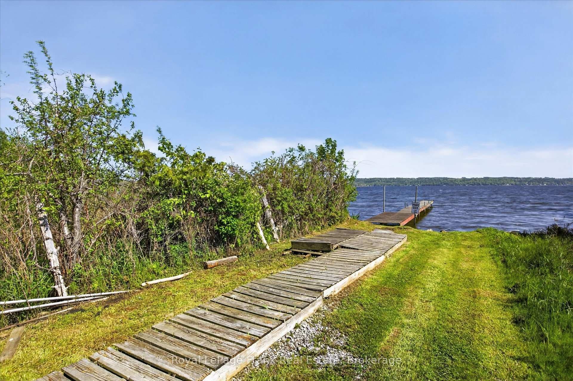 Deeded water access w/private dock