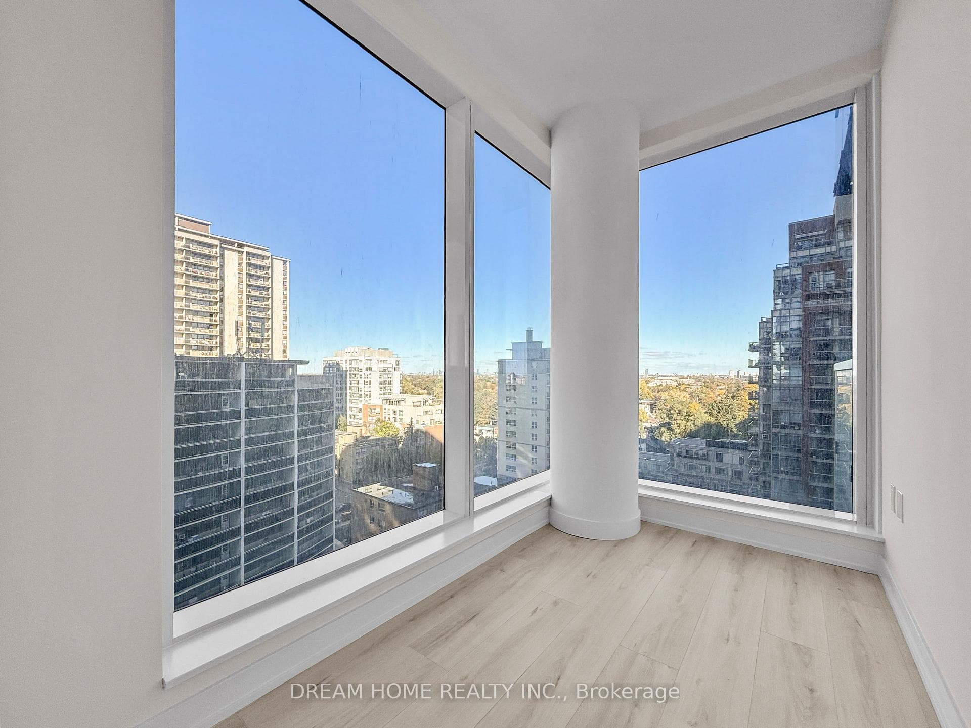 120 Broadway Avenue Unit 1002 photo 18