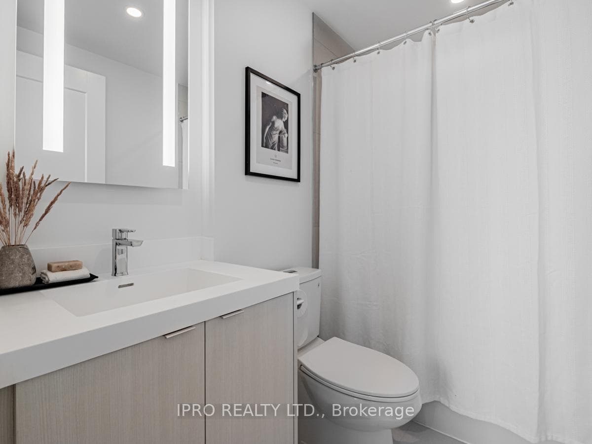 20 Inn On The Park Drive Unit 444 photo 18