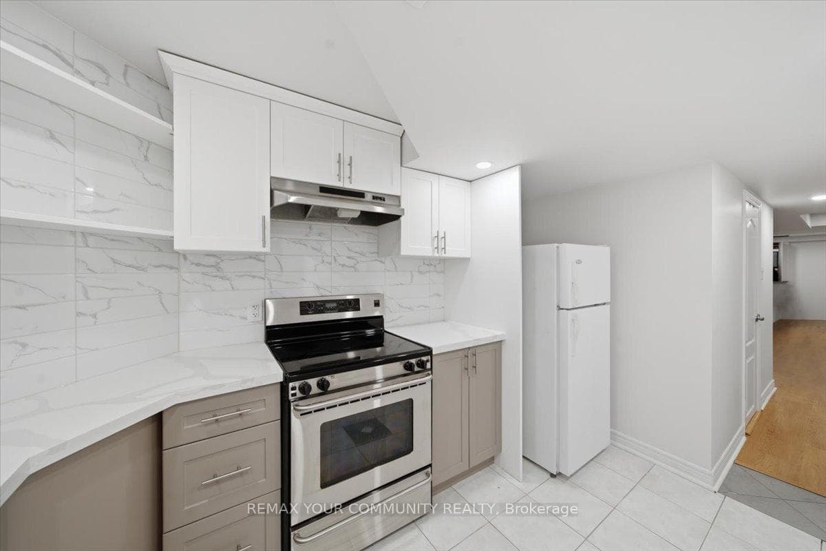 2 Hollywood Hill Circle Unit Lower photo 10