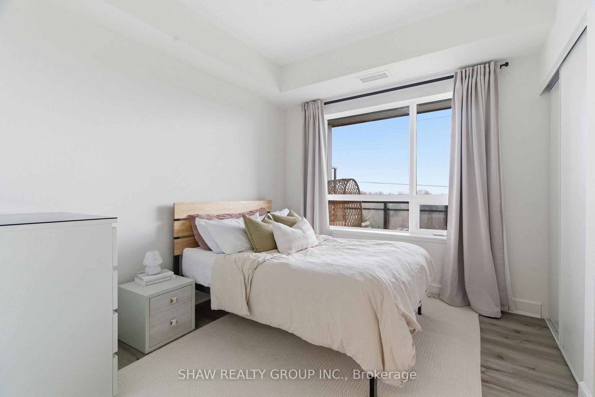 247 Northfield Drive Unit 601 photo 19