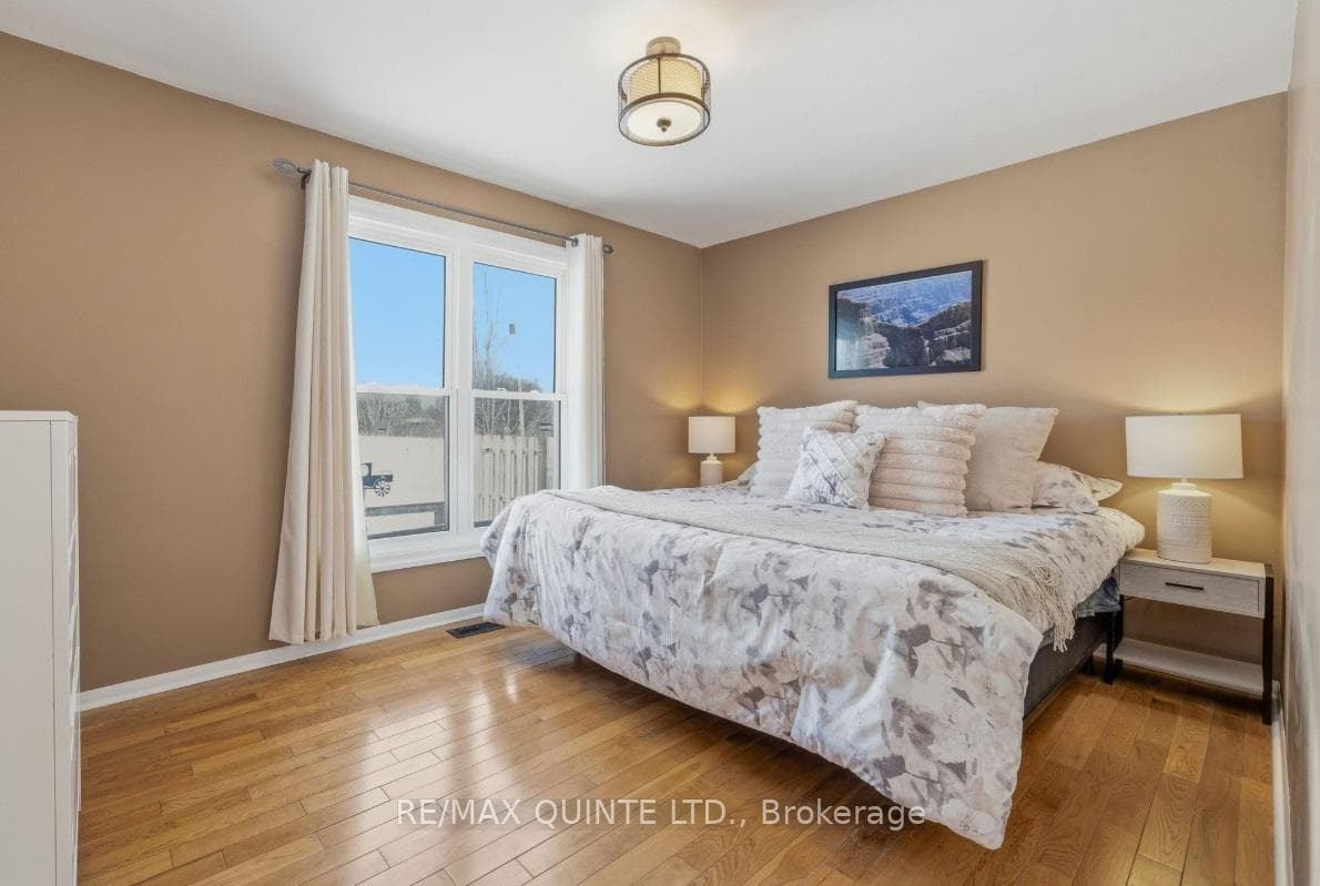 10 Dorthy Drive photo 23