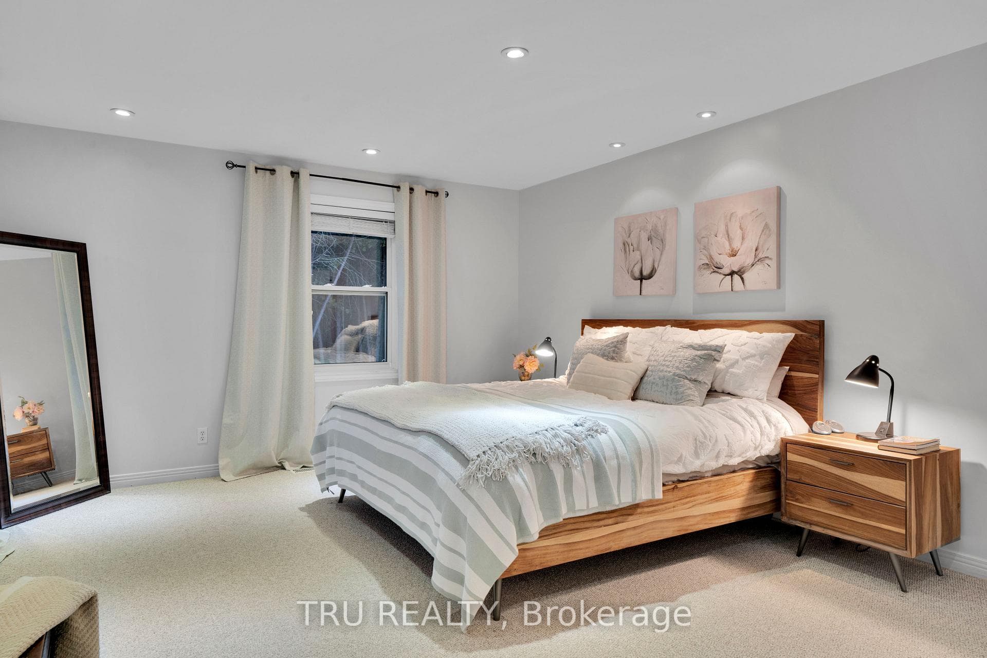 2529 MARSHWOOD Road photo 24