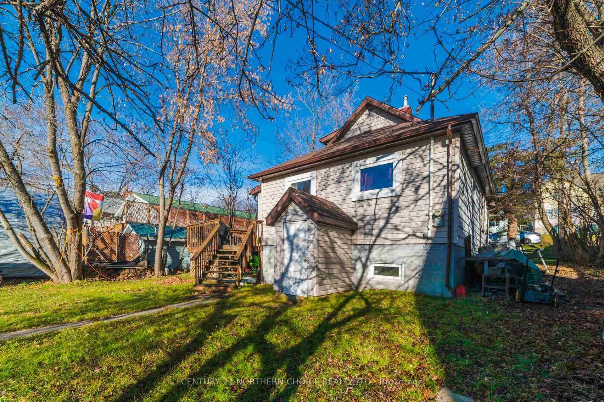 233 Third Street photo 27