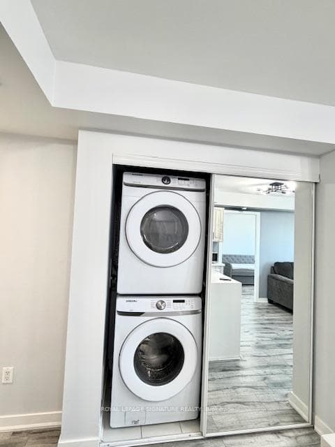 5740 Yonge Street Unit 1401 photo 13